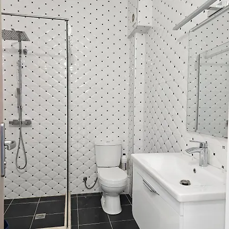 Sea Vitamin Apartment Sarandë